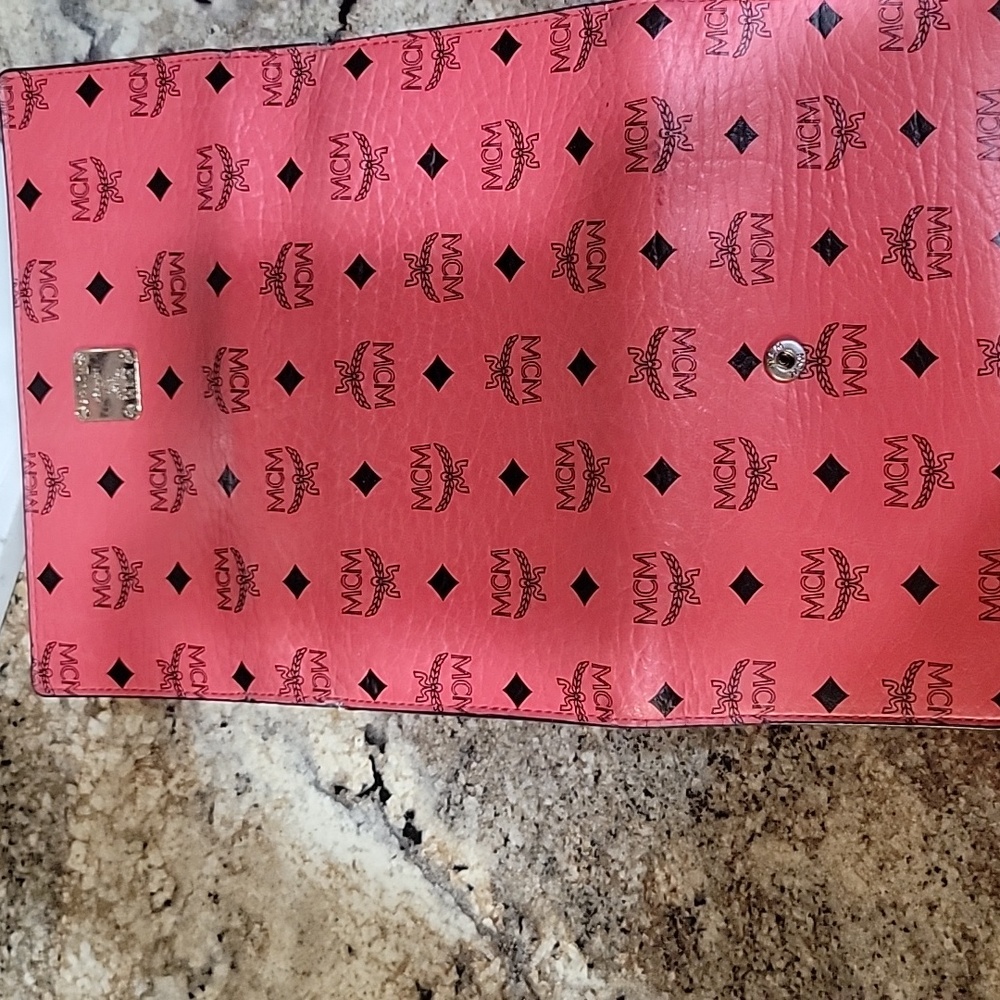 MCM EUC Visetos Long Trifold Crimson Red Wallet - Picture 10 of 10